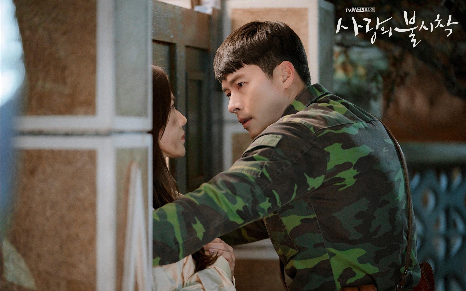 AYX体育官网-德甲攻守兼备：战略、力量双双出色！，德甲强度