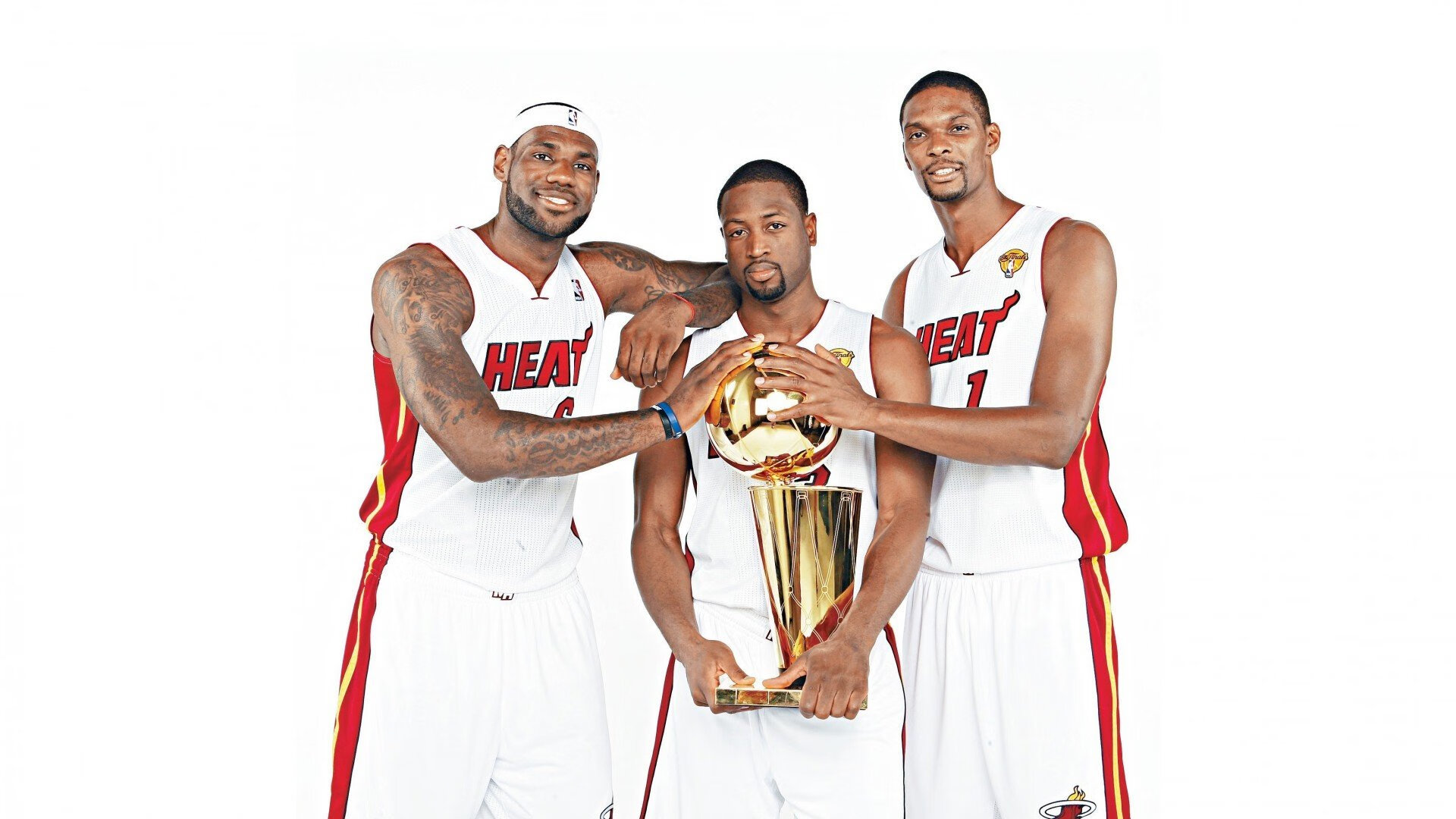 夜战赛段：星光下的极速狂飙