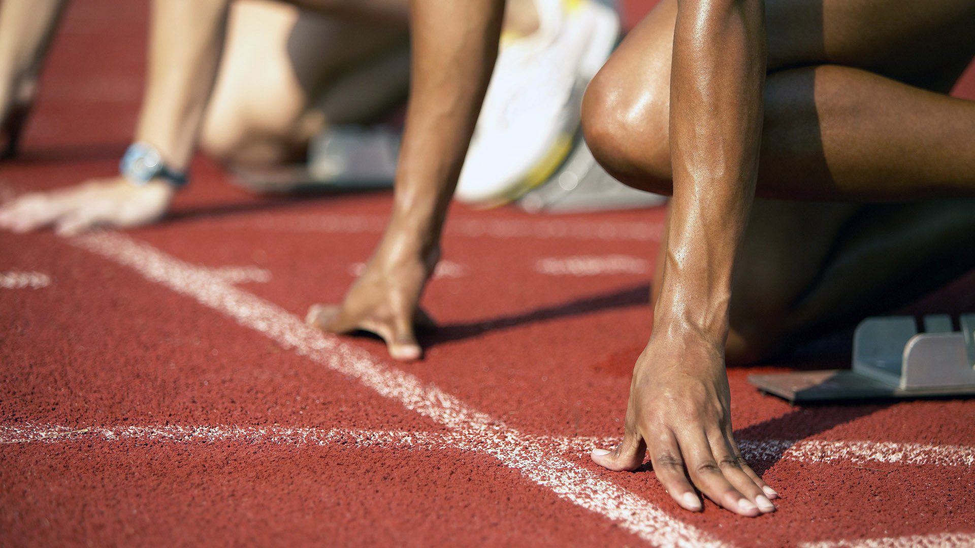 精彩抢断：防守战中的高光时刻，抢断是进攻还是防守